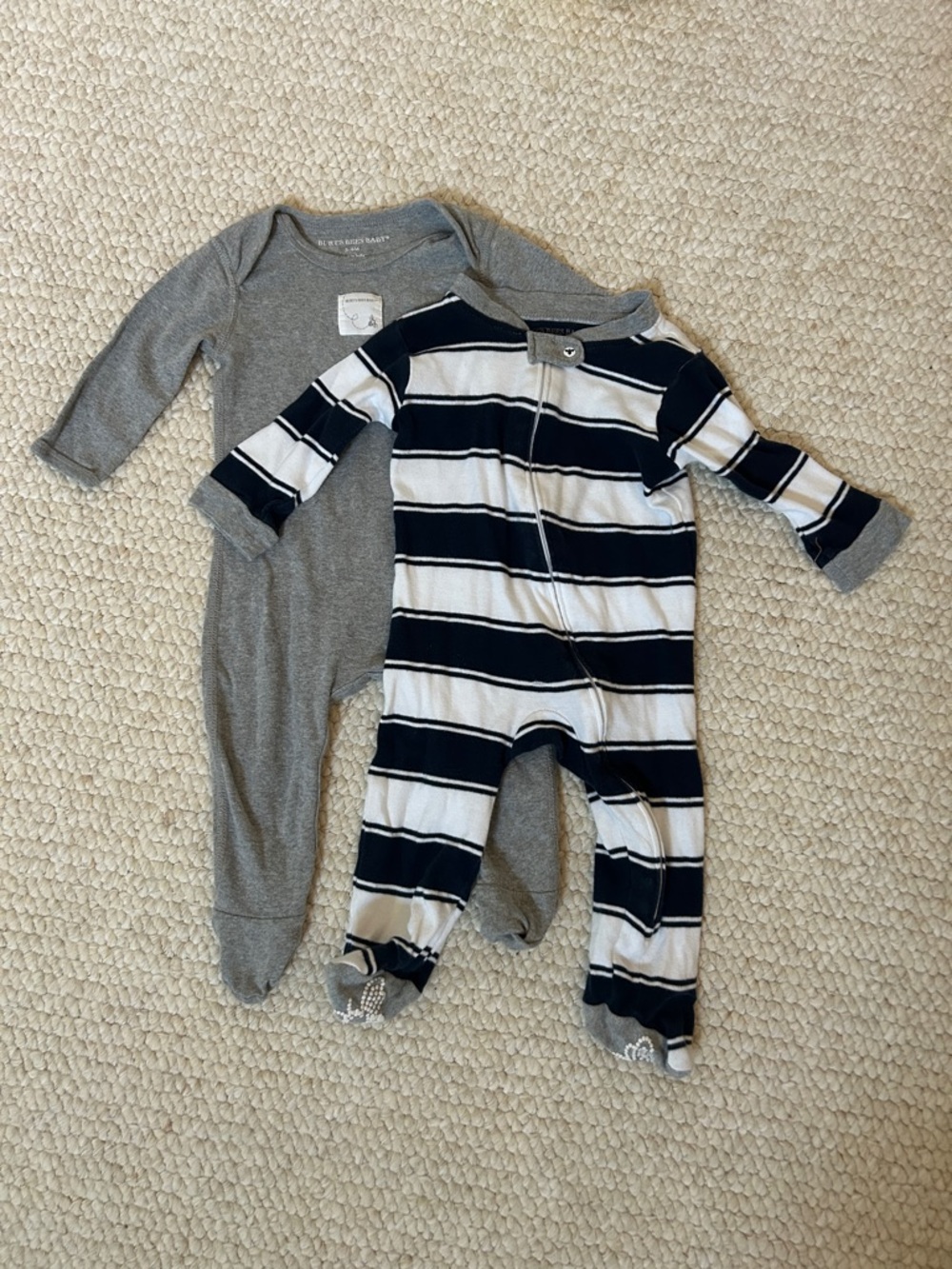 Bundle of 2 Burt’s Bees baby footies